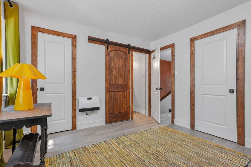 Completely updated and meticulously remodeled from top to bottom - photo 36
