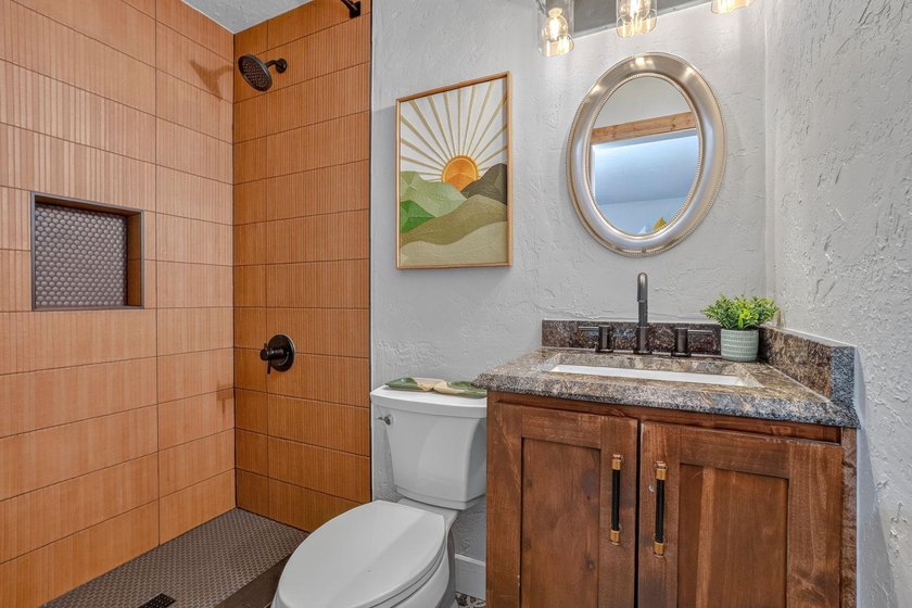 Completely updated and meticulously remodeled from top to bottom - photo 38