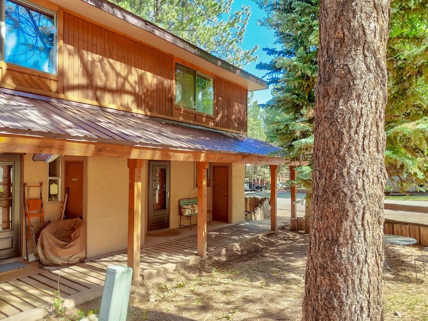 Completely updated and meticulously remodeled from top to bottom - photo 39