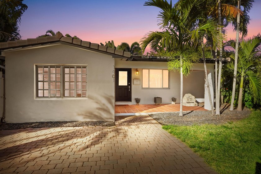 Welcome to this charming Fort Lauderdale home ideally located - photo 2