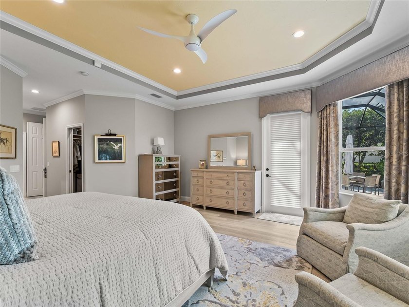 Experience *better than new* luxury in the gated University Park - photo 19