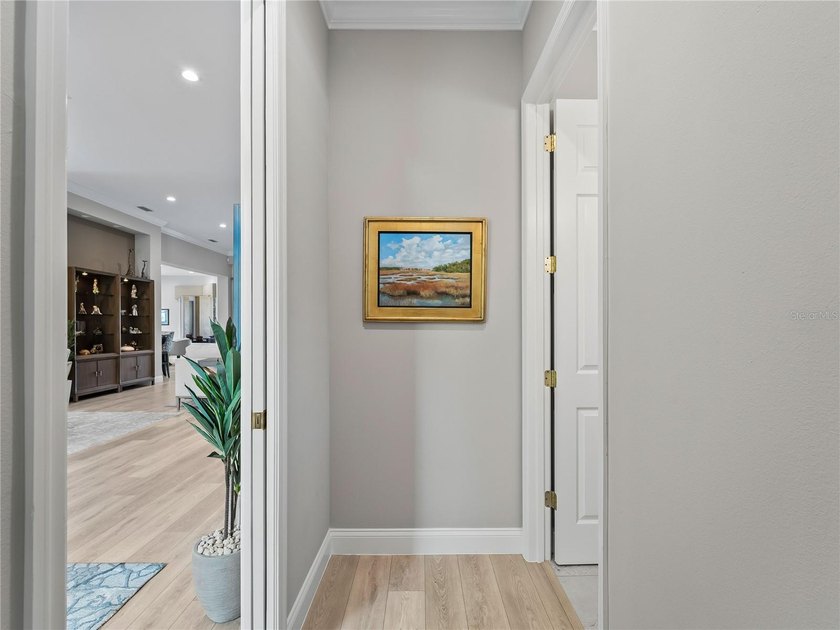 Experience *better than new* luxury in the gated University Park - photo 33