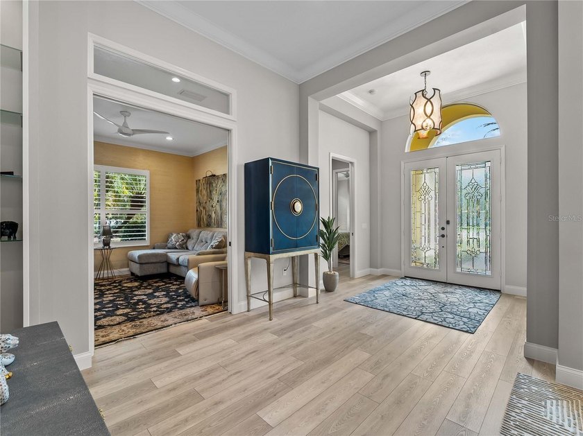 Experience *better than new* luxury in the gated University Park - photo 38