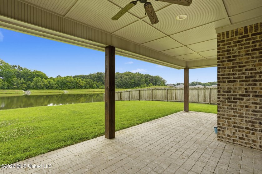 174 Falls Crossing in the highly desirable Falls Crossing - photo 9