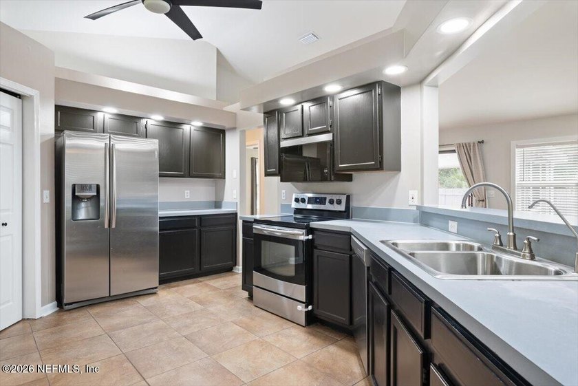 This is where everyday living feels like a Florida vacation - photo 22