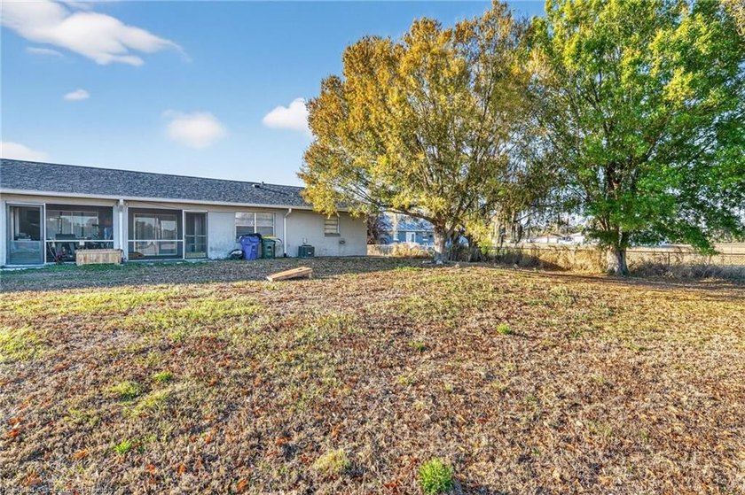 INVESTOR ALERT - PRICED BELOW CURRENT APPRAISAL FOR FAST SALE AT - photo 23