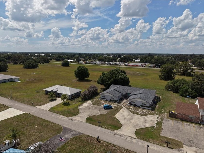 INVESTOR ALERT - PRICED BELOW CURRENT APPRAISAL FOR FAST SALE AT - photo 26