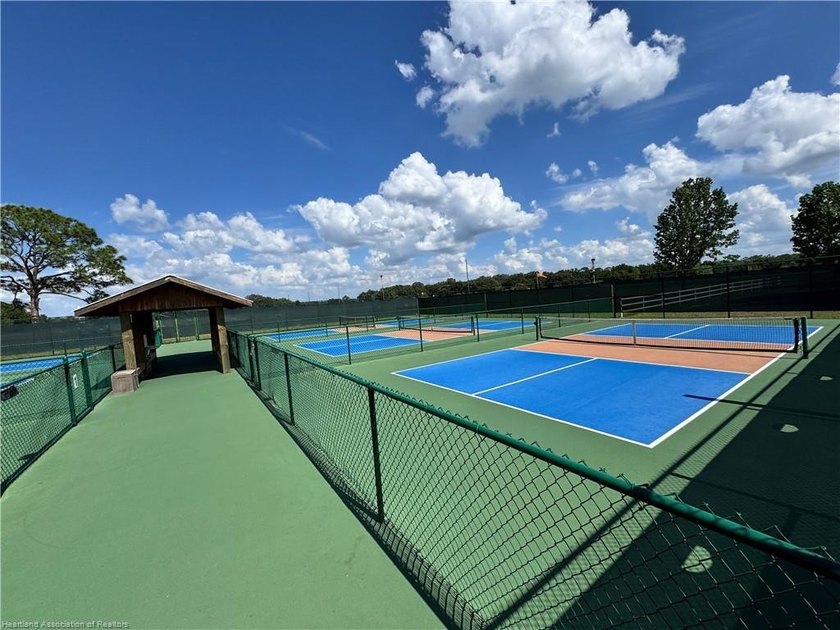 INVESTOR ALERT - PRICED BELOW CURRENT APPRAISAL FOR FAST SALE AT - photo 33