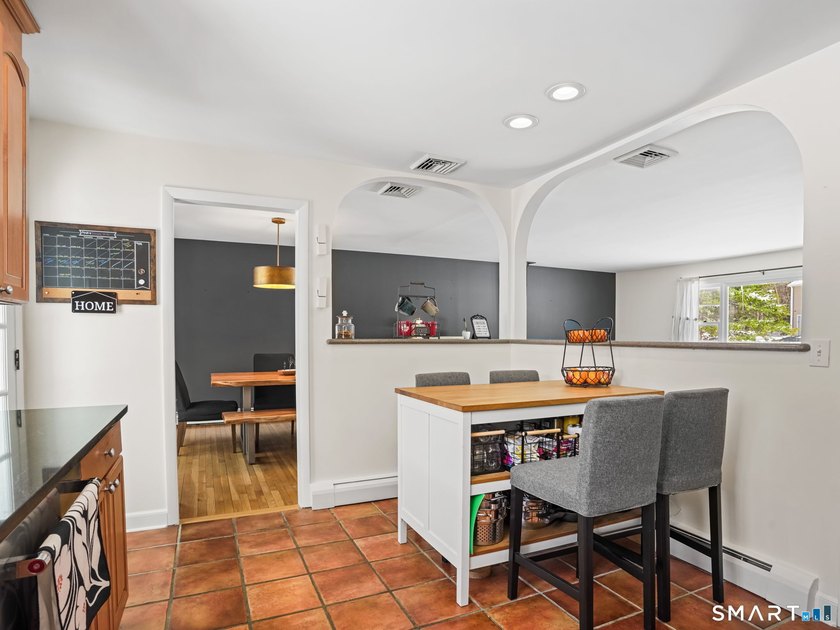 An exceptional opportunity to live in one of Trumbull's - photo 11