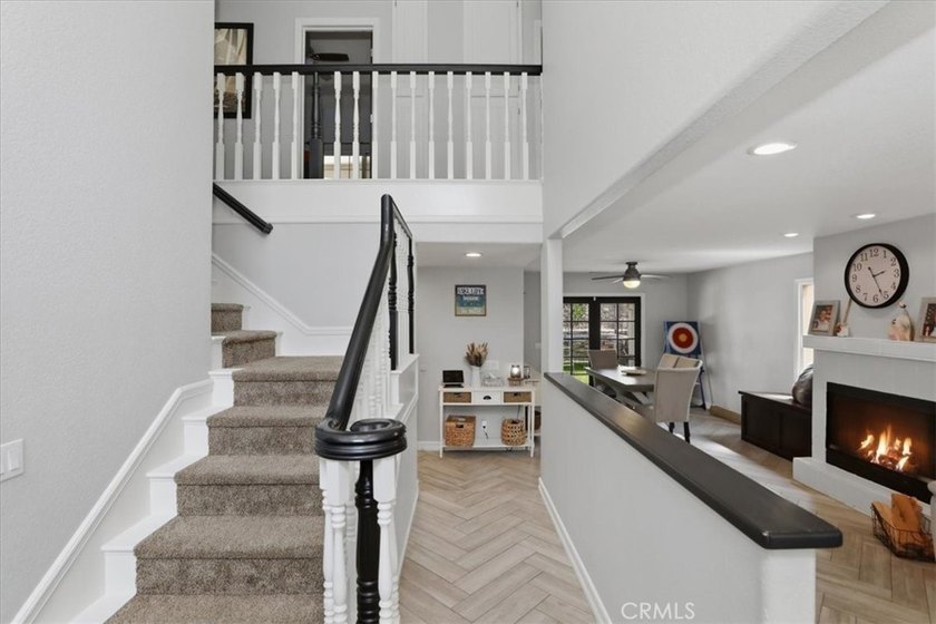 Welcome to this beautifully maintained 4 bedroom, 2.5 bath home - photo 8