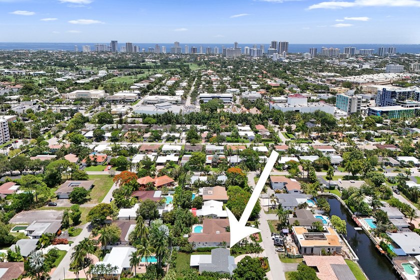 Welcome to this quiet and tucked away section of Oakland Park - photo 3