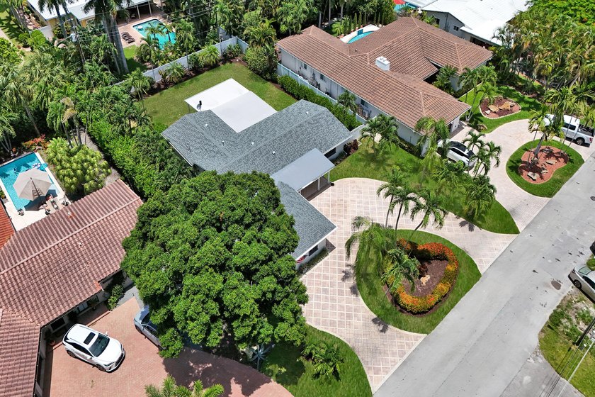 Welcome to this quiet and tucked away section of Oakland Park - photo 4