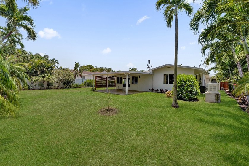 Welcome to this quiet and tucked away section of Oakland Park - photo 8