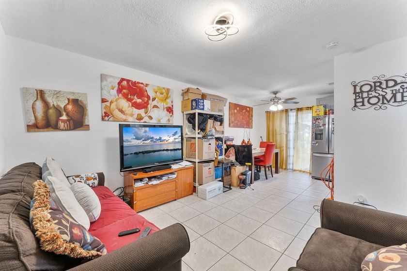 Exceptional investment opportunity! This centrally located CBS - photo 7