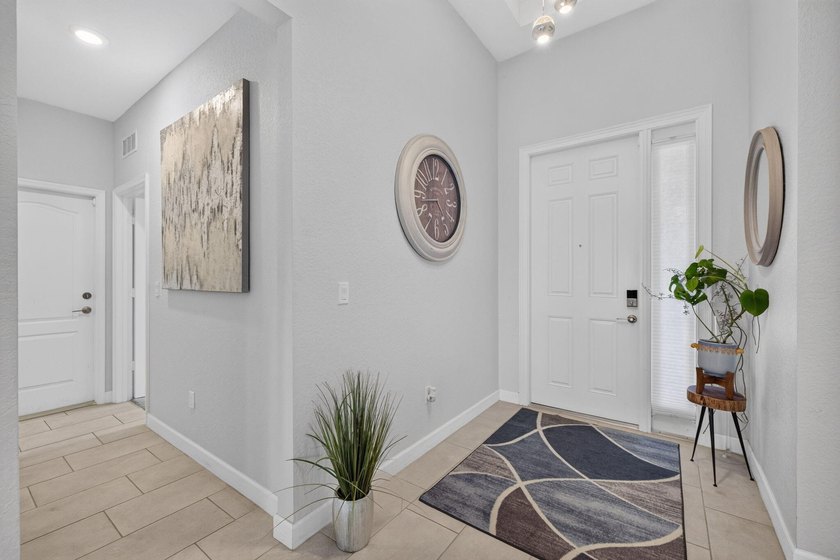Welcome to this charming 4 bed, 3 full bath, 2 car garage home - photo 5