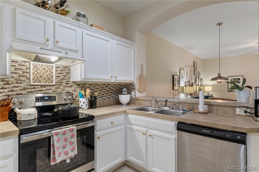 Welcome home to the new and improved Brentwood by Citrus Hills!! - photo 14