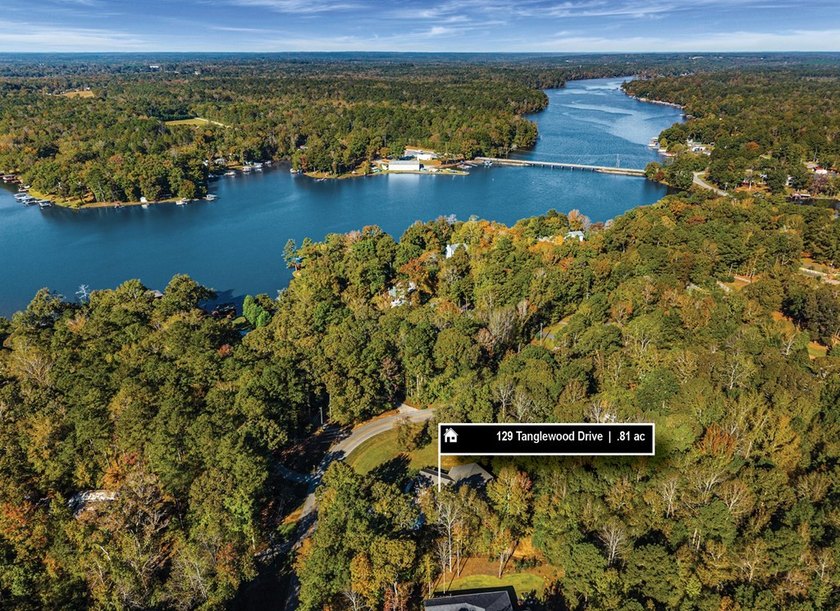 ONE LEVEL RANCH in EXCELLENT CONDITION in AWESOME LAKE - photo 2