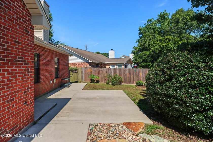 Move-in ready and just minutes from the beach! This beautiful - photo 25