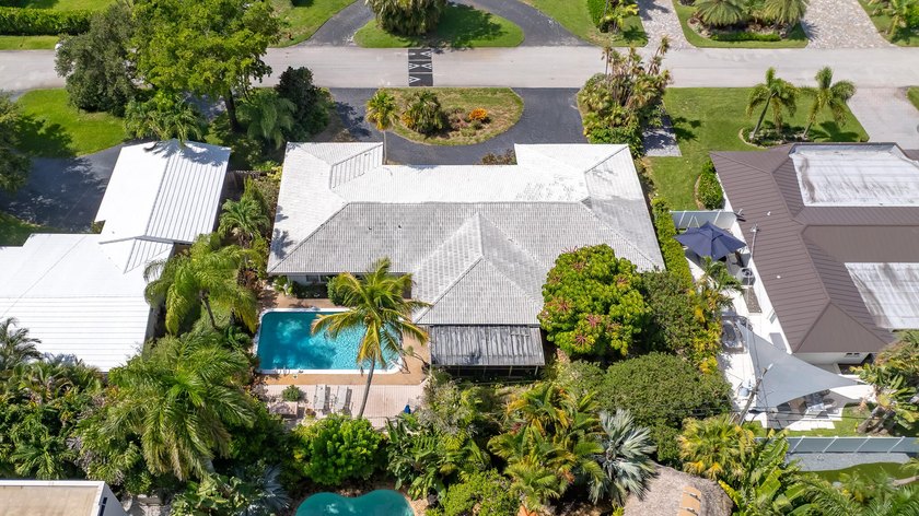 Great opportunity to get into The Coral Ridge Country Club - photo 2
