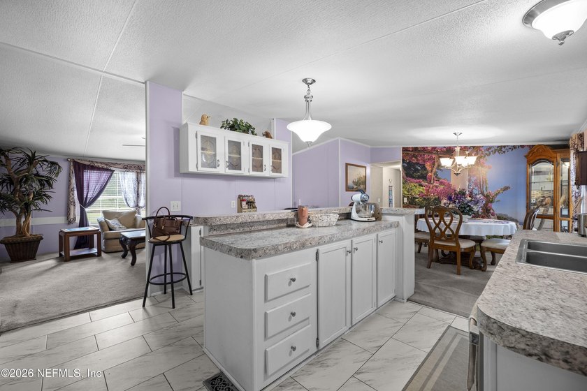 **FENCED YARD**HUGE CORNER LOT**GREAT LOCATION** Welcome to an - photo 2
