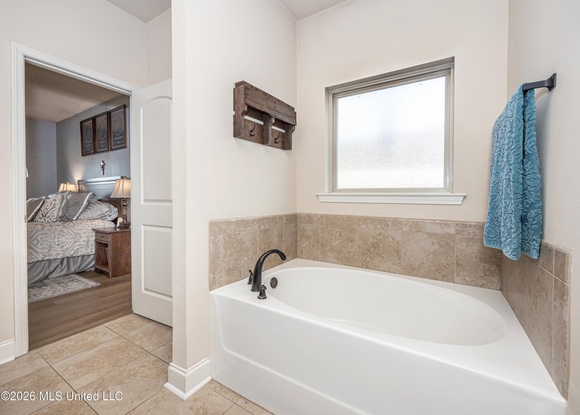 Some homes simply feel welcoming the moment you walk through the - photo 32