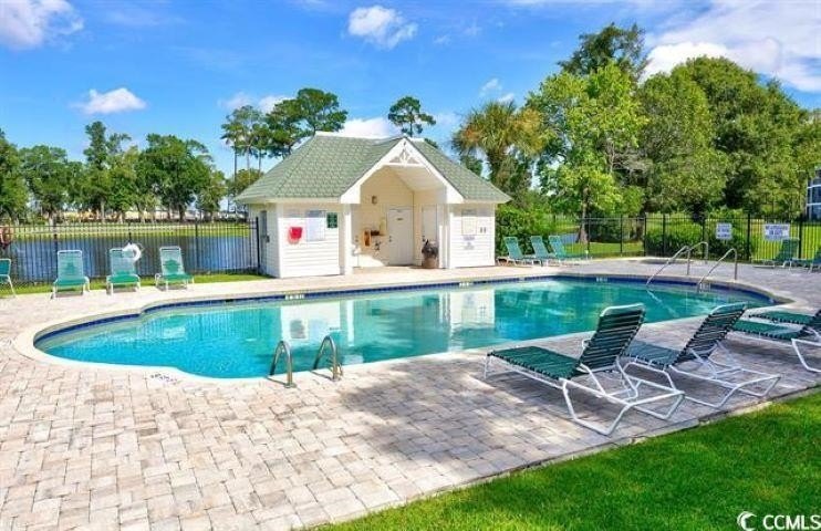 Don't miss this opportunity on a 2 year old like new 2 bedroom 2 - photo 25