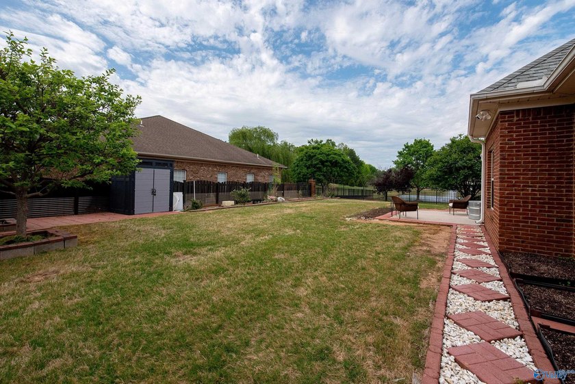 Tucked inside the highly desirable Laurenwood Preserve, this - photo 30