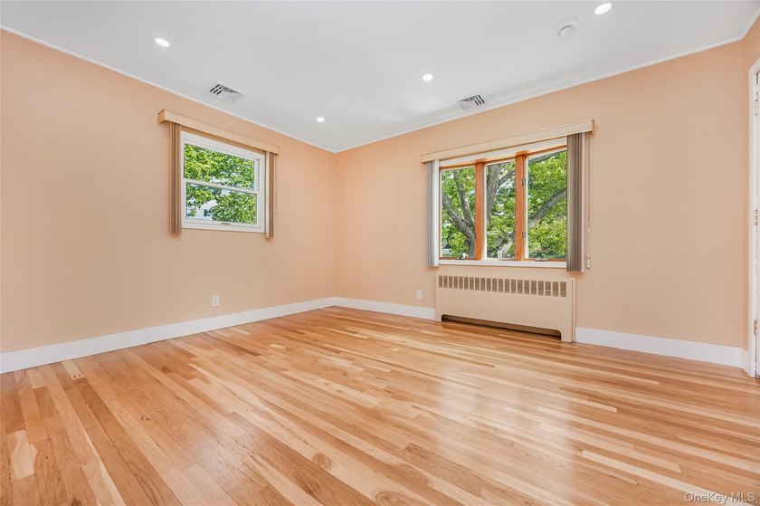 Welcome to your forever home in Massapequa Park! Location - photo 14