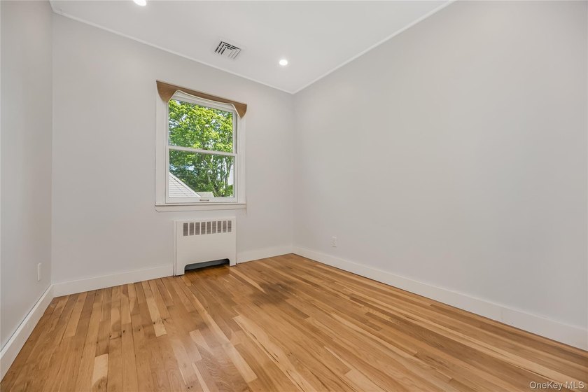 Welcome to your forever home in Massapequa Park! Location - photo 15