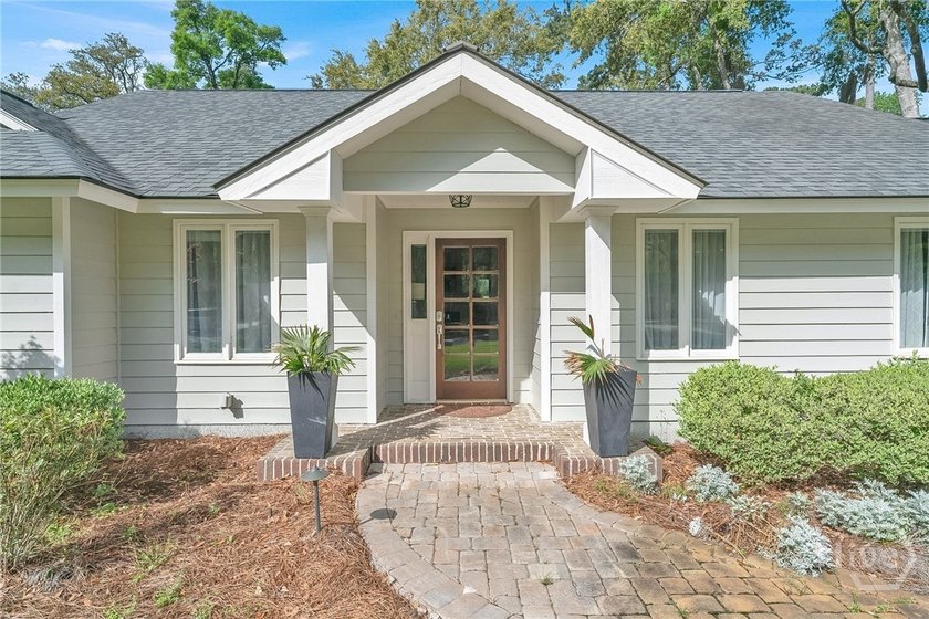 Beautiful one level home centrally located in the Marshwood - photo 3