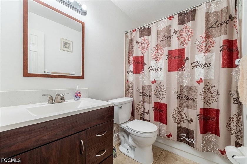 Seller is HIGHLY MOTIVATED and ready to entertain all serious - photo 22