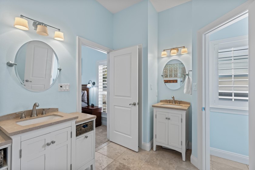 Seller is MOTIVATED!! BRING ALL OFFERS! Welcome to this unique - photo 50