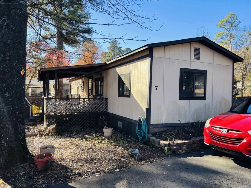 Investors take notice...Three mobile homes(lot not included) - photo 2