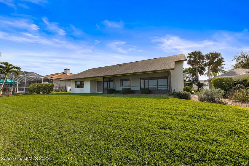 Here's your Chance of a lifetime to own a waterfront home - photo 41