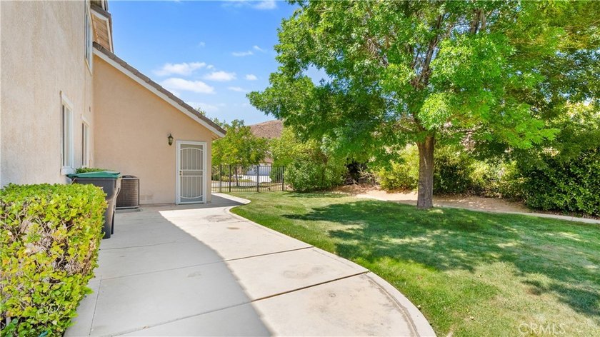 Welcome to 5739 Avenida Entrada, a spacious 5-bedroom - photo 42