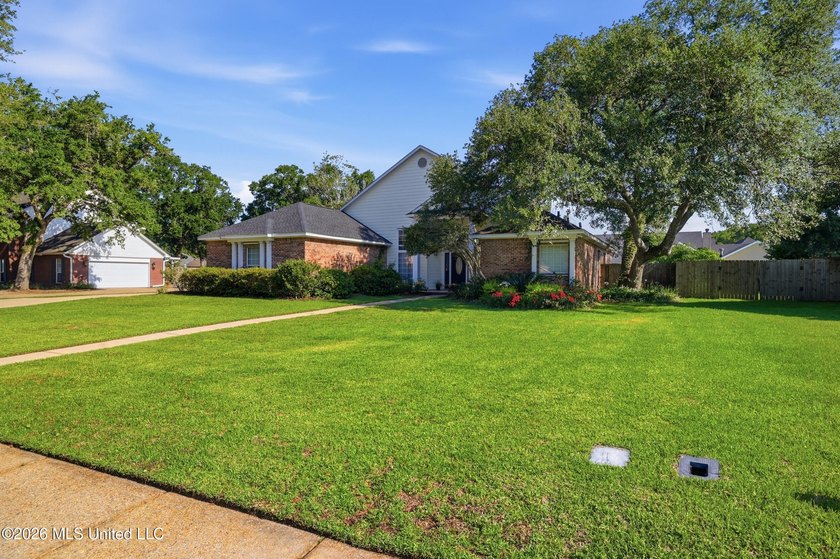 Beautiful 4BR/3BA home in desirable Bienville Place! This - photo 5