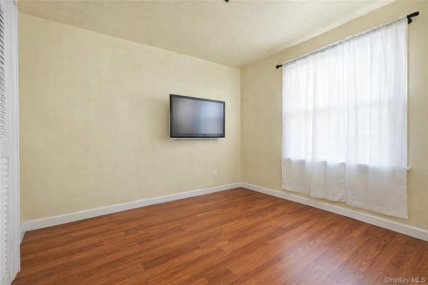 Welcome to this classic detached single-family colonial nestled - photo 16