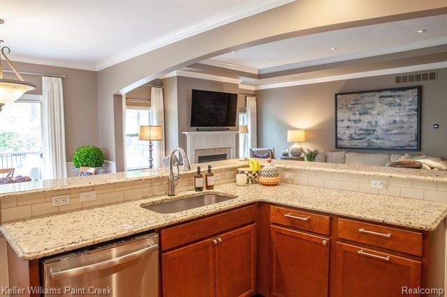 LUXURY maintenance free.... RANCH built by Pinnacle homes in - photo 7