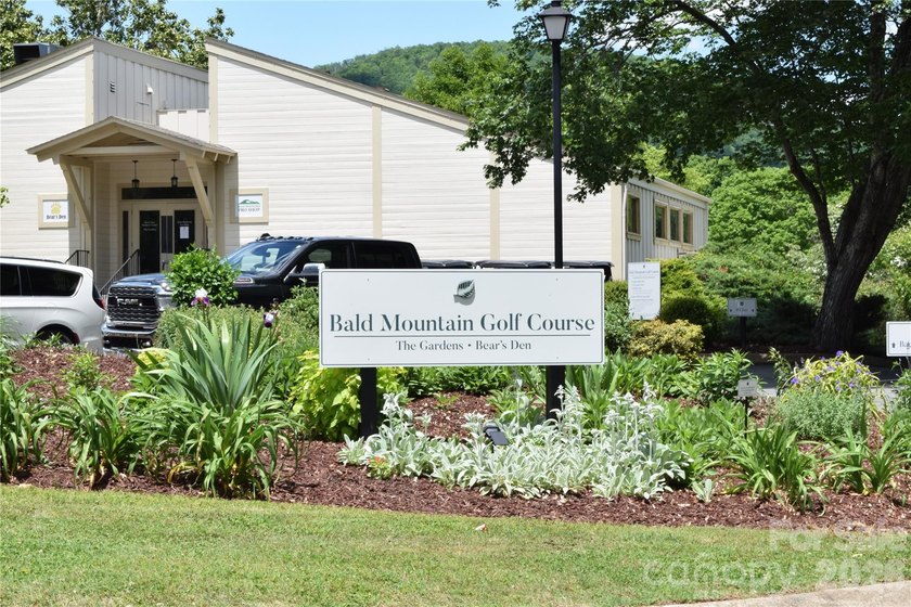 LOCATION &amp; MOUNTAIN VIEWS! GREAT UP-CLOSE VIEWS of YOUNG's - photo 12