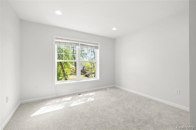 *****A CAPE-COD HOME (MASTER BEDROOM ON THE MAIN - photo 25