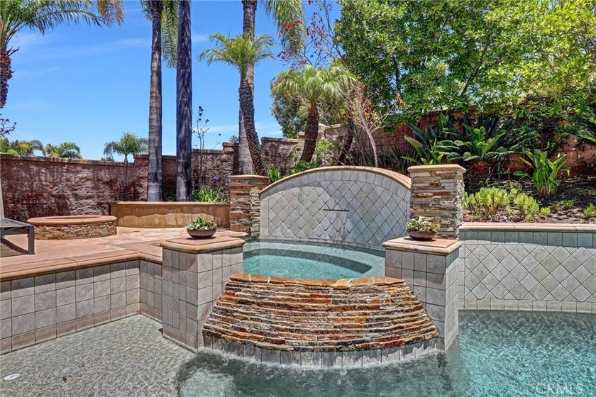 4 Larkspur - photo 9