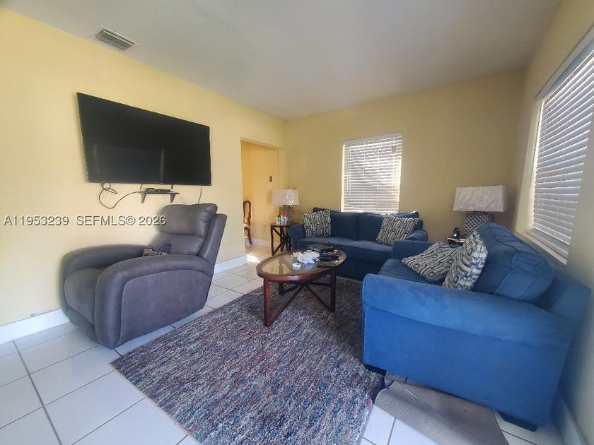This inviting single-family home offers comfort, convenience - photo 4
