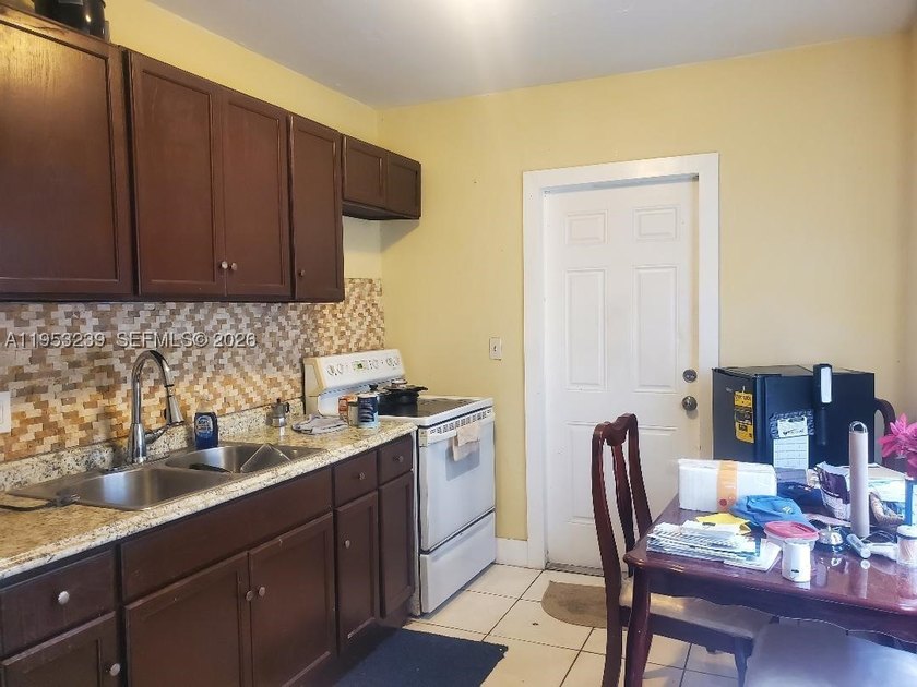 This inviting single-family home offers comfort, convenience - photo 10