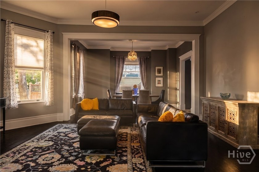 Make one of Savannah's most sought-after addresses in the heart - photo 8