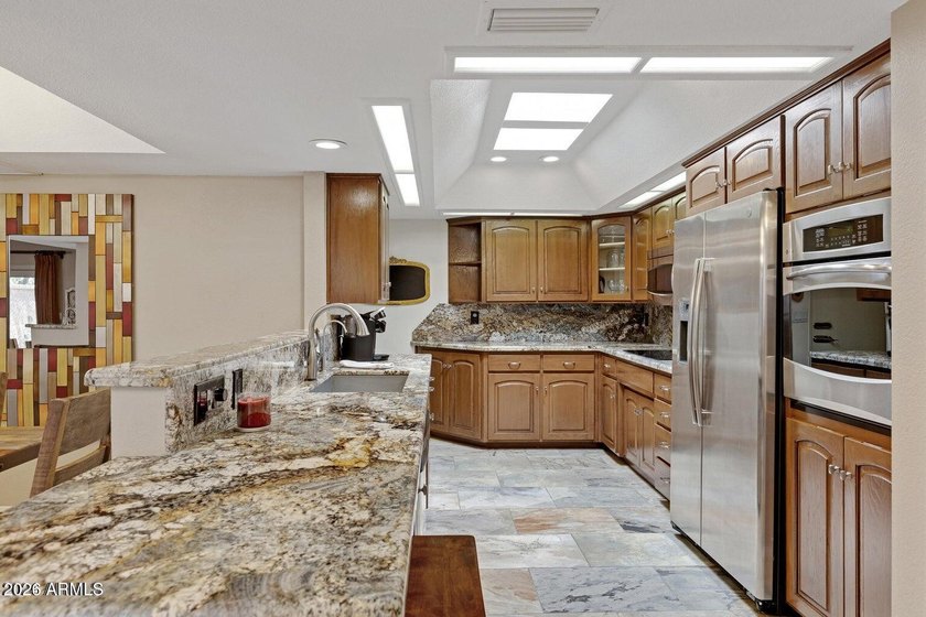 Waterfront luxury meets resort-style living in McCormick Ranch - photo 10