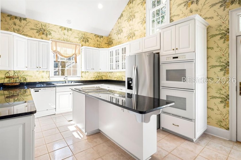 Charming Charleston-style Lowcountry home located within the - photo 16