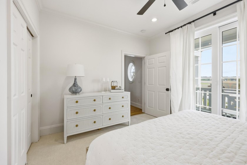 Welcome to luxury coastal living at its finest in The Peninsula - photo 21
