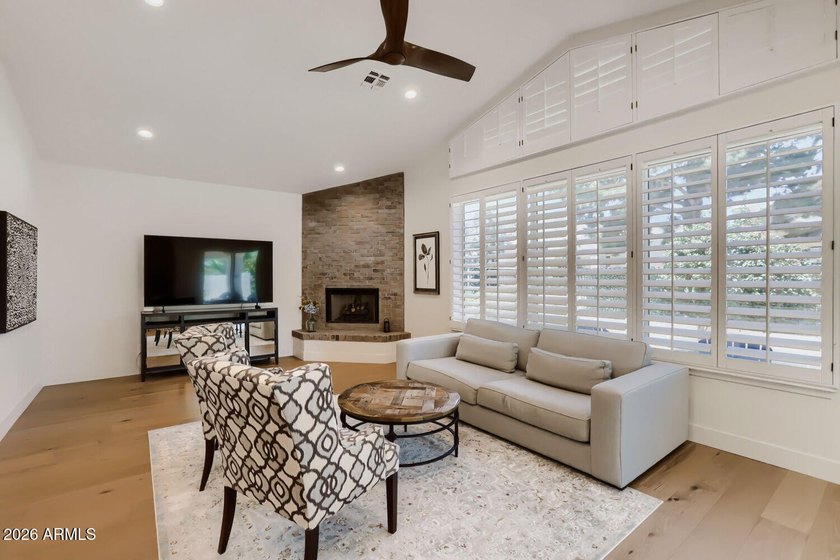 Extensive, custom $175K remodel just completed in the coveted - photo 6