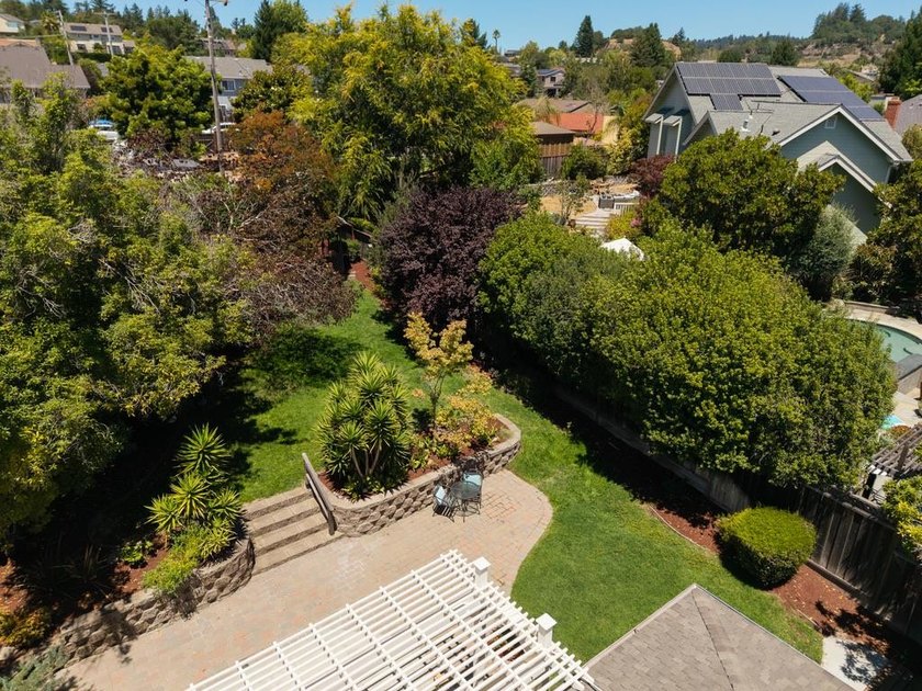 Wonderfully updated home on a large lot offering rare - photo 3