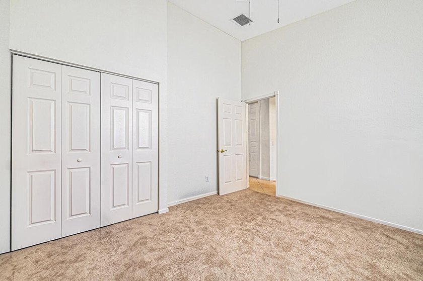 BRAND NEW A/C JUST INSTALLED!! GORGEOUS WATERVIEW! KITCHEN - photo 30